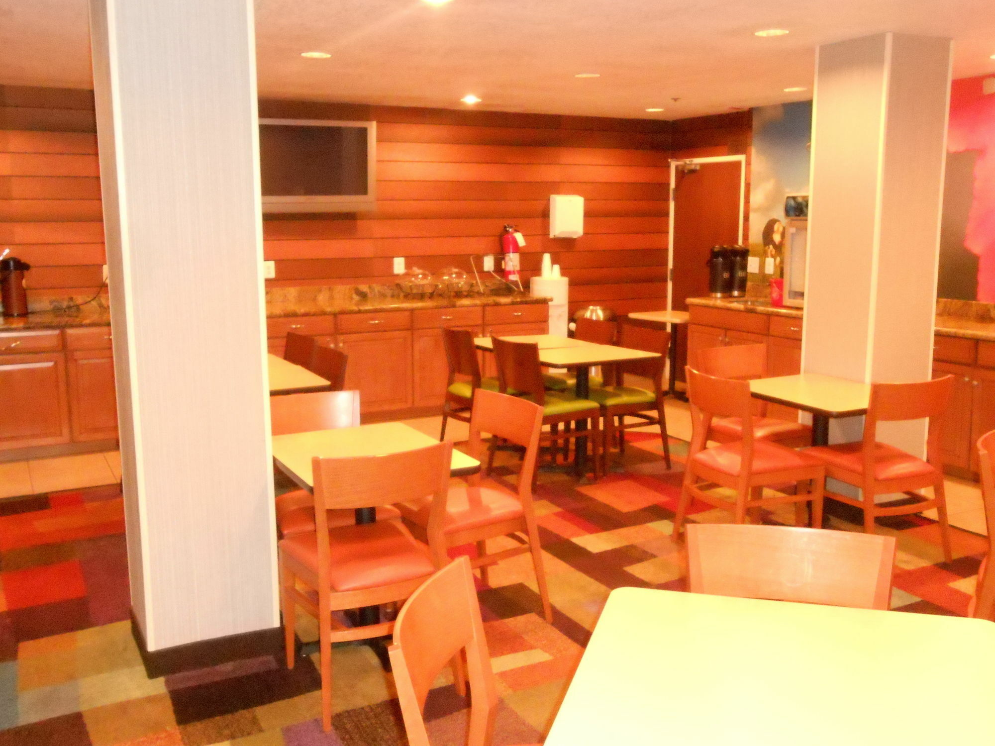 Greentree Inn And Suites Mesa / Phoenix Exterior foto