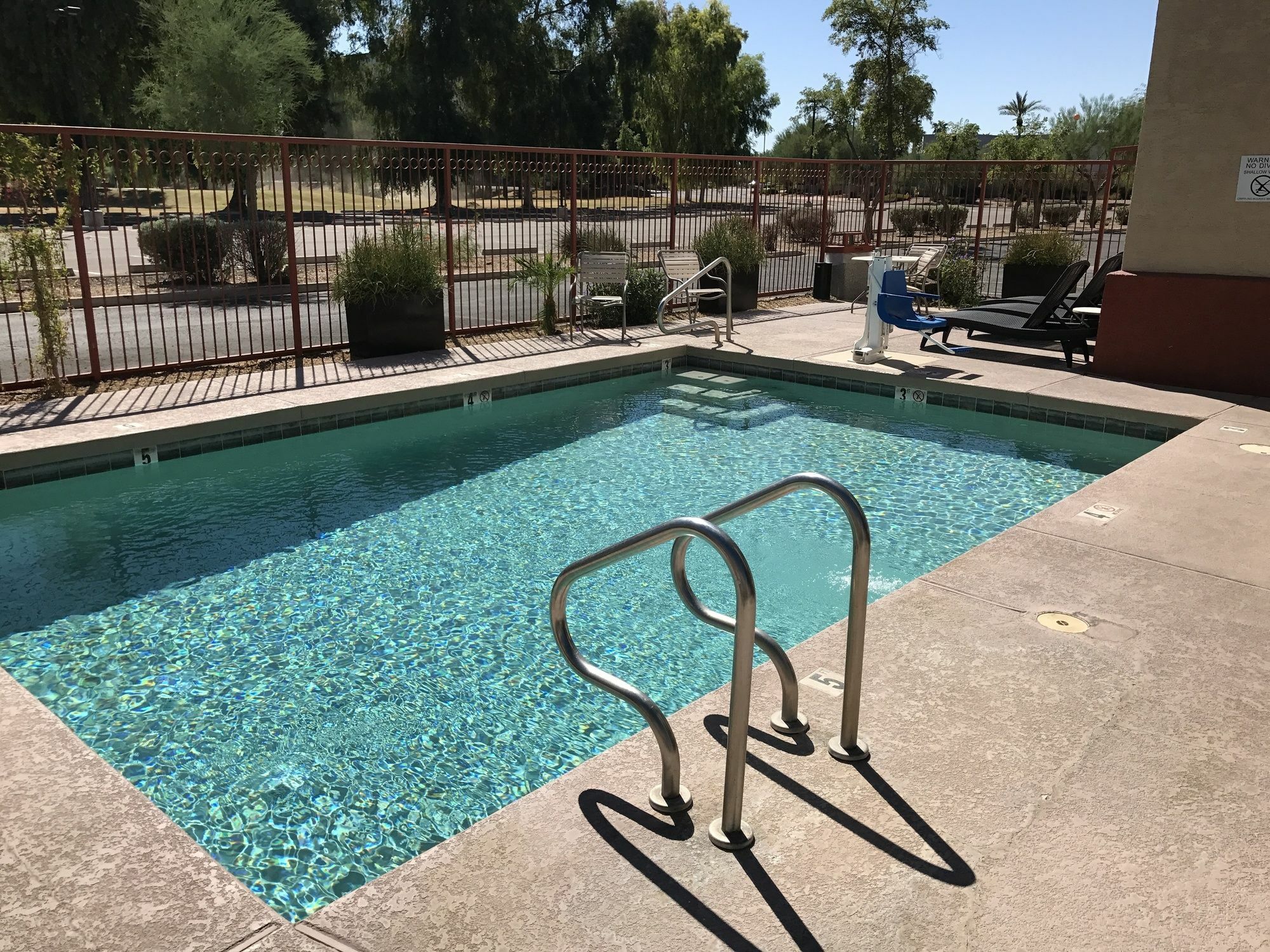 Greentree Inn And Suites Mesa / Phoenix Exterior foto