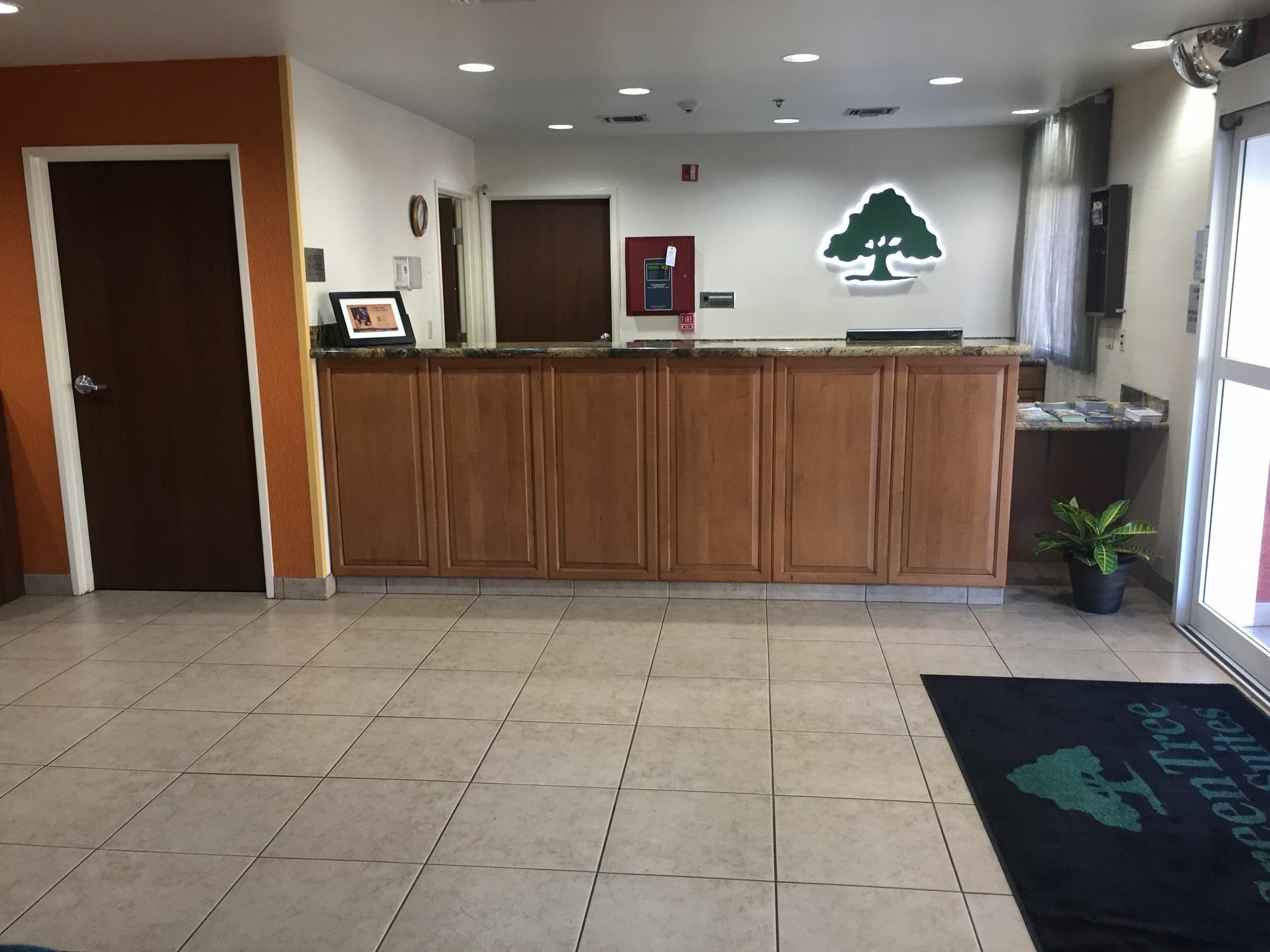 Greentree Inn And Suites Mesa / Phoenix Exterior foto
